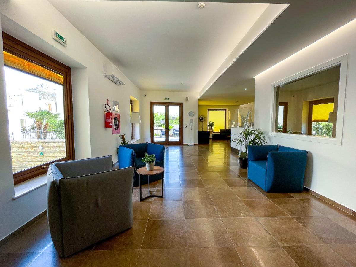 סן ויטו לו קאפו Hotel Sikania מראה חיצוני תמונה
