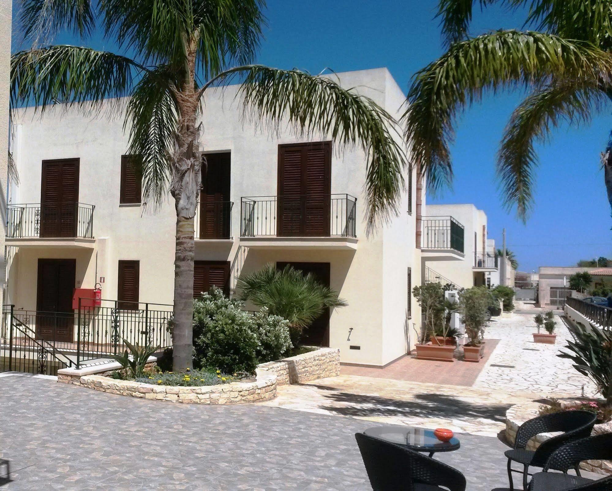 סן ויטו לו קאפו Hotel Sikania מראה חיצוני תמונה