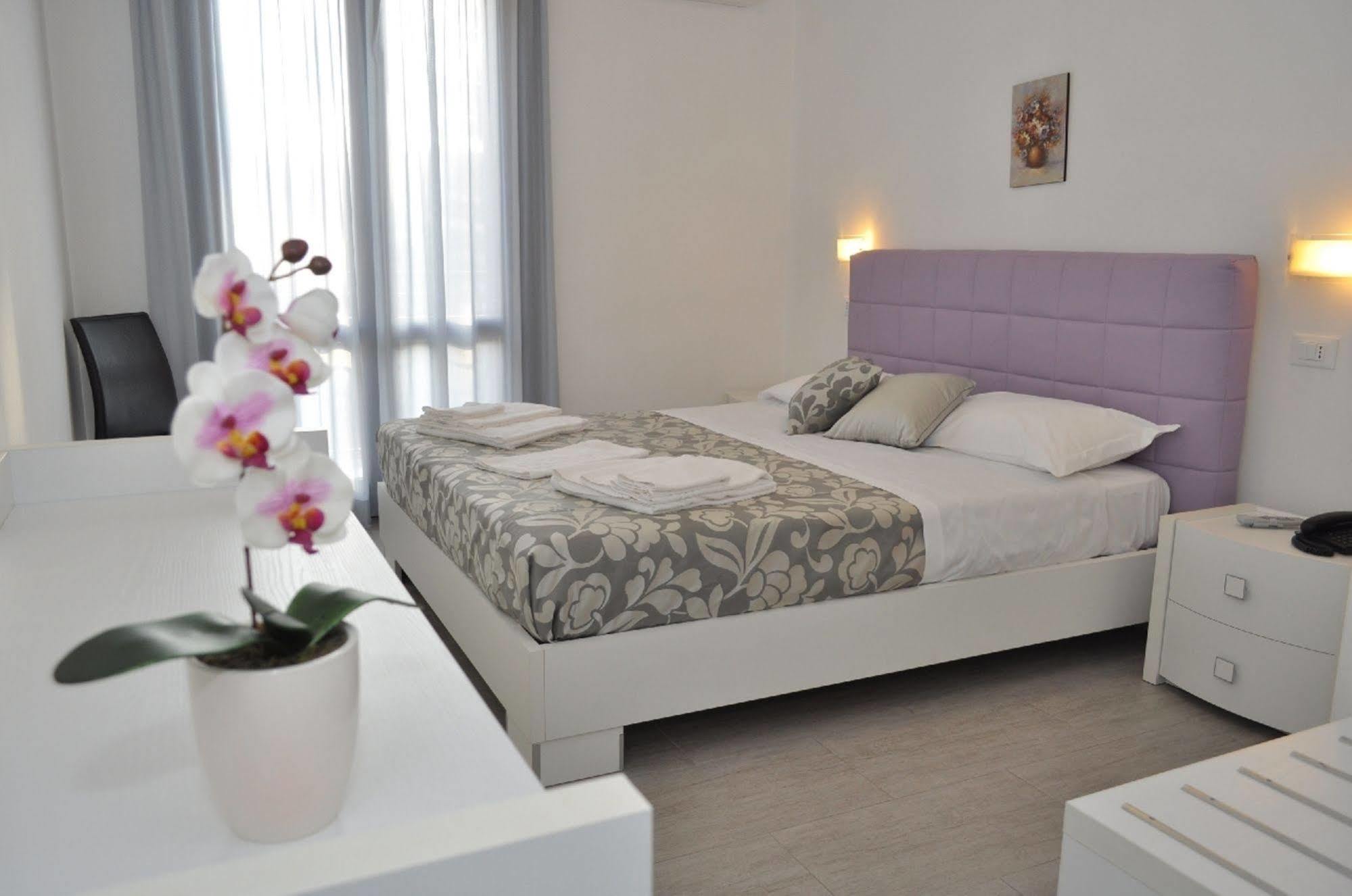 סן ויטו לו קאפו Hotel Sikania מראה חיצוני תמונה